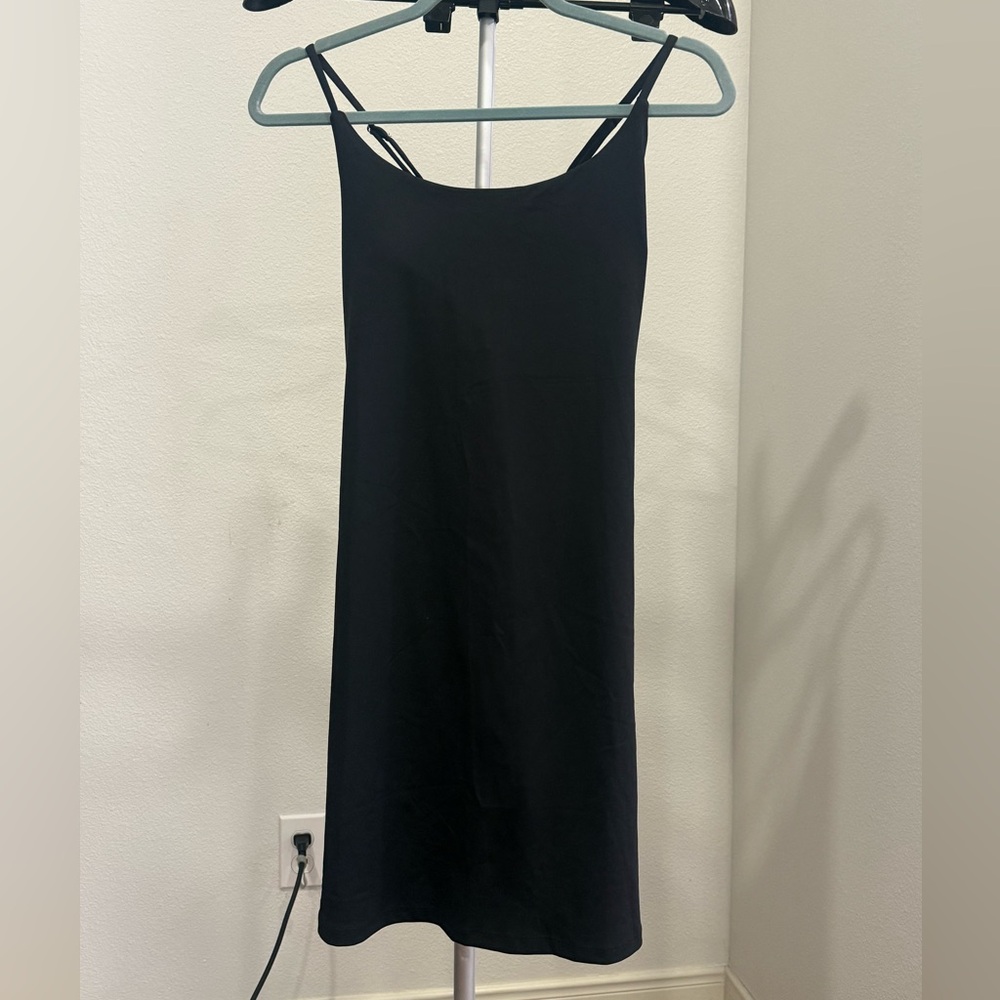 AegisChic Women’s Tennis Athletic Dress Sz Large Black With Shorts, Built In Bra